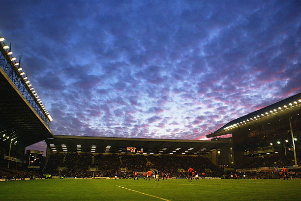 警报!“莱万状态”下滑,巴萨锋线危机浮现?