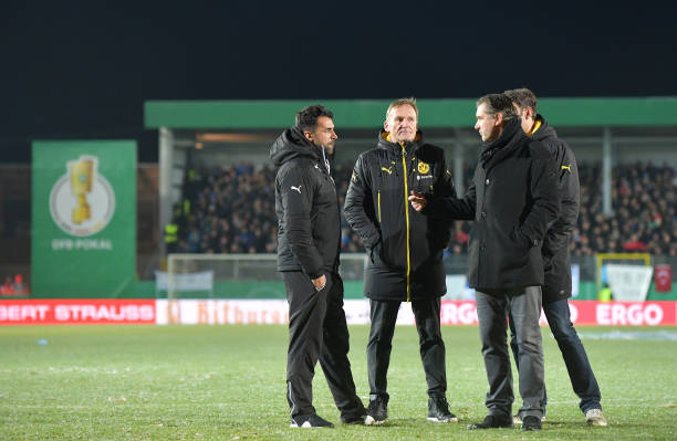 辽宁队战术体系解析:4-4-2还是3-5-2更合适?