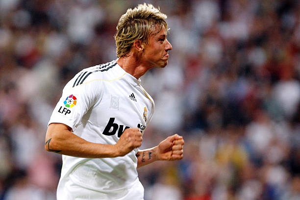 欧冠比赛周期:从小组赛到淘汰赛的时间安排