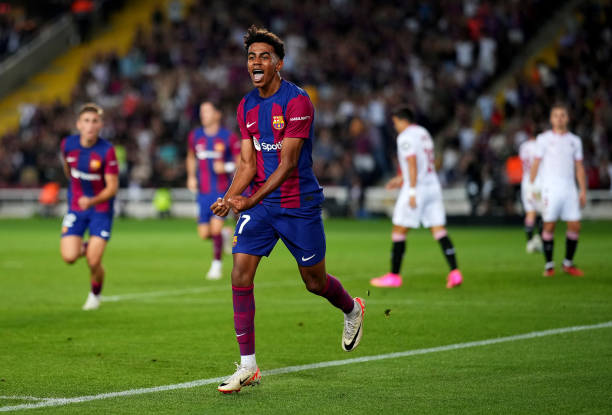 足球史上最狂野左脚!卡洛斯10大进球震撼盘点