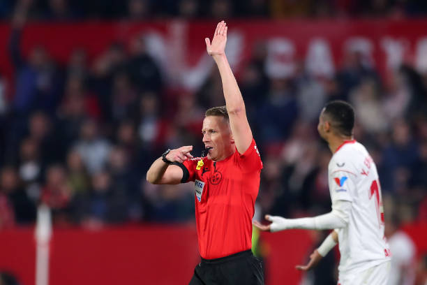 德甲冠军阵容背后的数据:进球、助攻与防守功臣