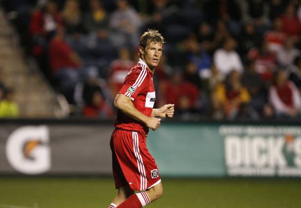 法甲强队战术解析:巴黎、马赛、摩纳哥的制胜之道