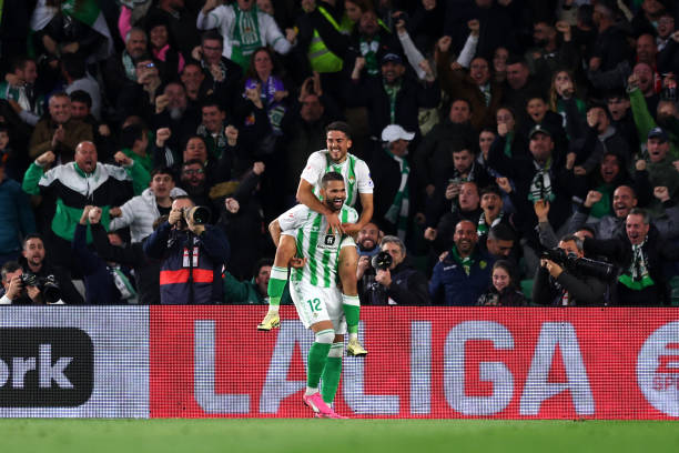 2024德甲半程积分榜:雪缘园盘点各队表现与关键战役