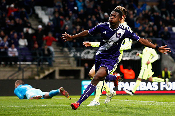 2024德甲积分榜最新排名:拜仁领跑,多特紧追其后