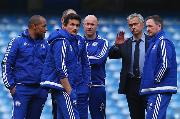 风格:分析对比、强调用户体验