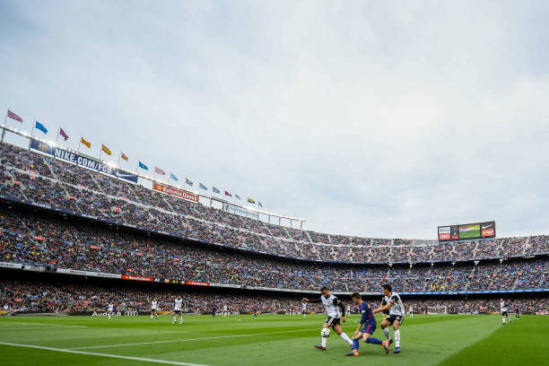 画质VS解说!足球直播APP优缺点大PK