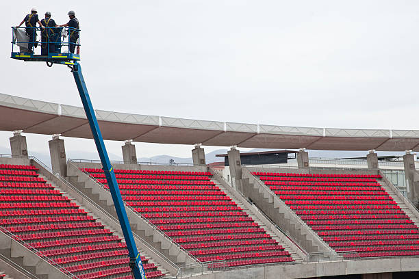 巴萨欧冠小组赛总结:表现起伏,16强前景如何?