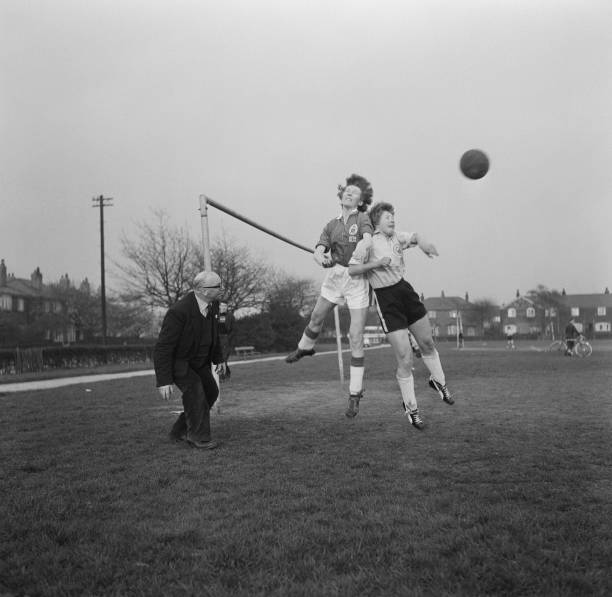 全攻全守:一个词带你玩转游戏和社交平台