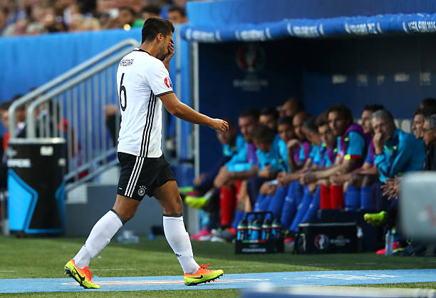 足球迷必备!免费观看比赛直播的五大网站