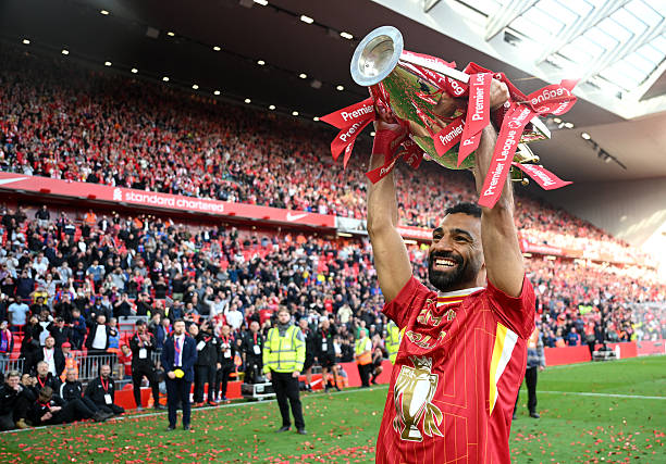 从阿贾克斯到蓝黑军团:博格坎普转会背后的故事