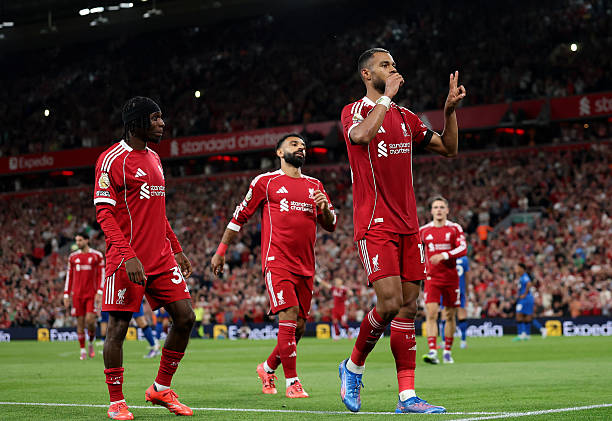 齐达内的影响力:如何改变现代足球的中场角色