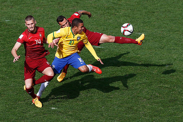 从姆巴佩到伊布:近年法甲金靴得主大盘点