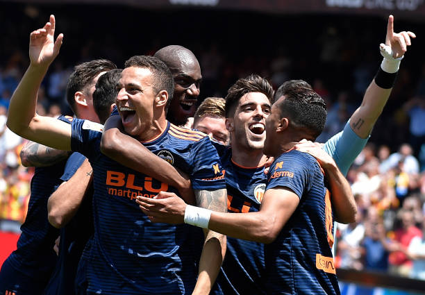 从欧洲杯到金球奖:2021足球名人高光时刻全回顾