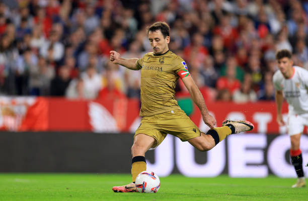 足球场建造指南:如何按标准尺寸规划场地?