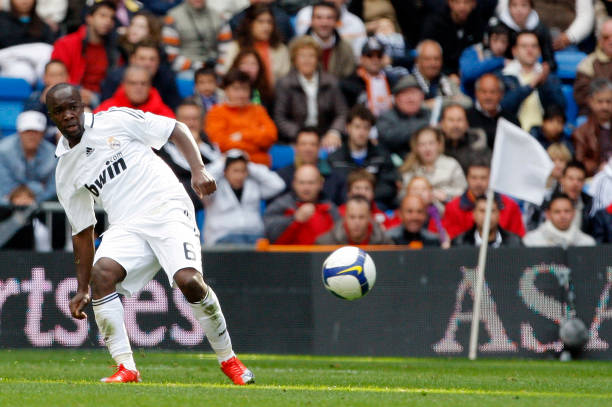 青岛足球教练的执教理念与成功之道