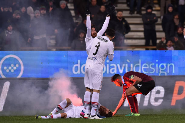 英超最新战况:积分榜前四争夺白热化