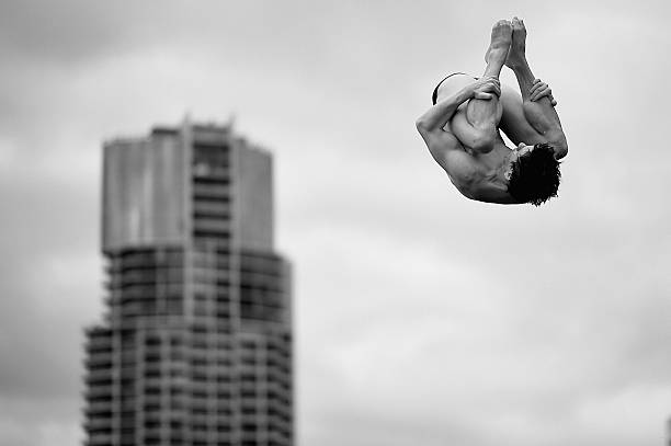 历届奥运会三级跳远冠军及其创造的世界纪录