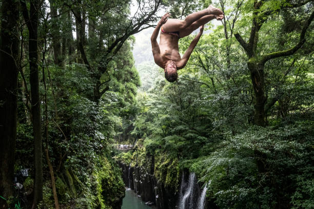 跳高比赛翻车现场:看完这些,你还敢挑战跳高吗?