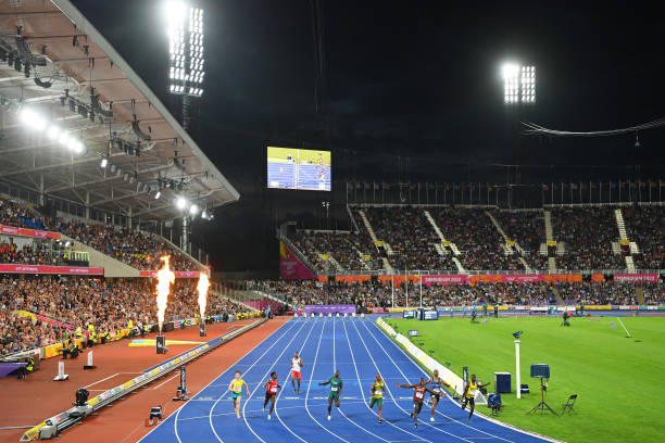 伏明霞的跳水生涯:荣誉背后的艰辛