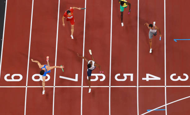 马拉松世界纪录的突破历程:从2小时30分到2小时以下的进化