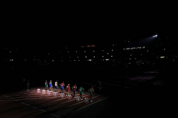 前奥运冠军吴敏霞训练场摔倒,网友纷纷送上祝福