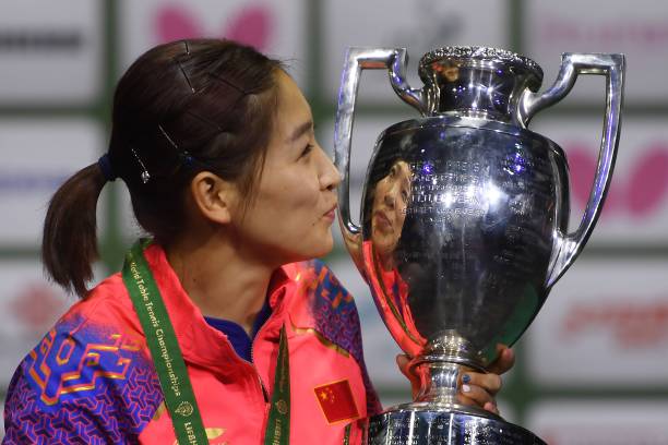 默契配合!女双决赛展现完美战术执行