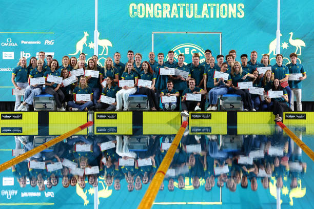 游泳池里的水会传播艾滋病吗?听听医生怎么说