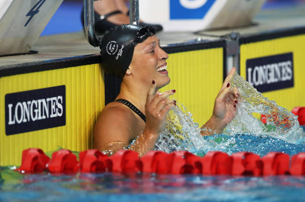 自由泳技术详解:如何优化划水动作与身体协调性