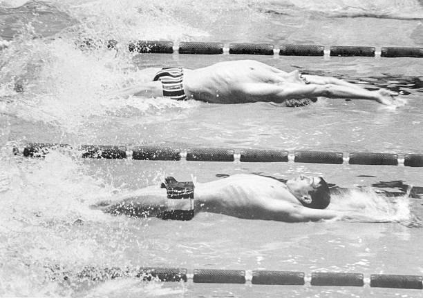 游泳教练资格证考试时间频率全解析