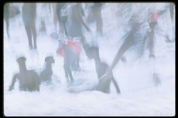 想成为游泳救生员?这些基本条件必须达标!