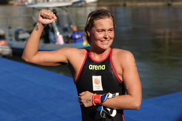 游泳圈充气指南:避免过度充气的技巧