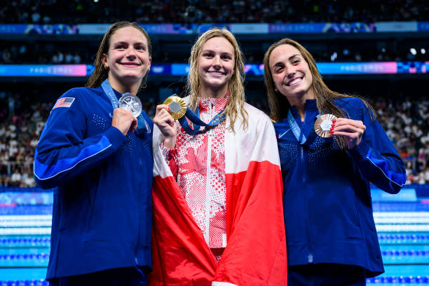 游泳对腰椎间盘突出和颈椎病有治疗作用吗?