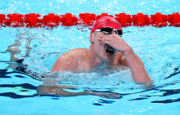 寻找附近可游泳一小时的游泳馆