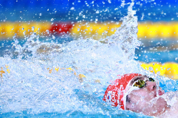 腰间盘突出患者是否适合练习蛙泳?专家解析