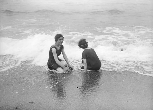 不同阶段篇: 从少女到熟龄:游泳如何陪伴女性度过每一个人生阶段