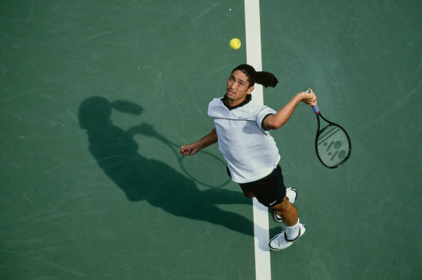 大坂直美复出首战告捷,状态回暖引关注