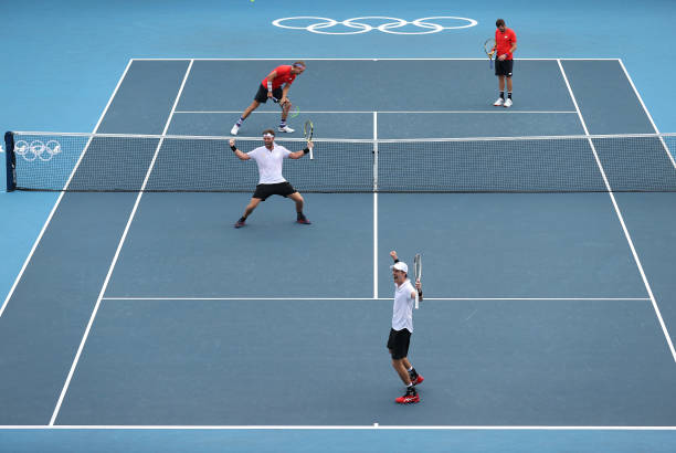 从东方式到西方式:网球握拍方式的演变