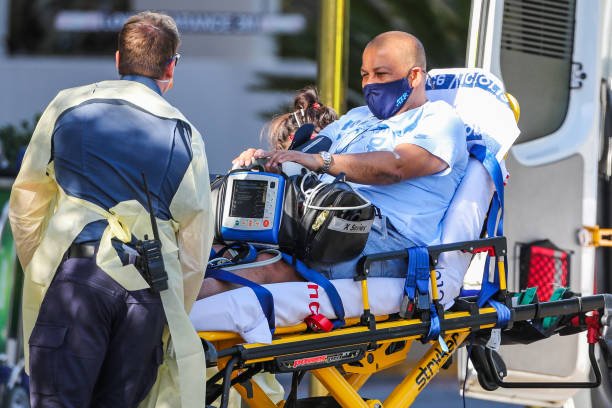 如何通过澳式站位增强网前压迫与防守转换