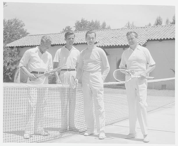 如何提升te网球2019中的球员技能与战术