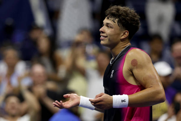 王欣宇网球对决:胜负关键瞬间全解析!