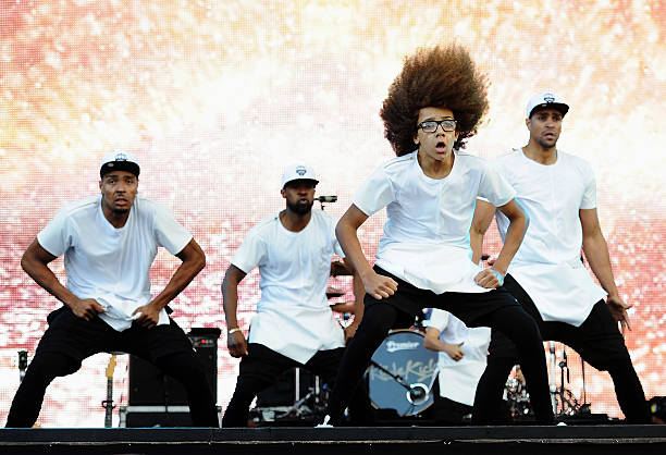 排球垫球技术详解:如何掌握正确的击球动作