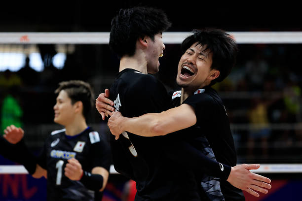 中国女排主力龚翔宇签约美国职业联赛,引发国际关注