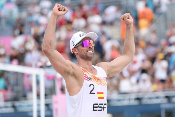 中考排球垫球技巧全解析:从基础到满分动作示范