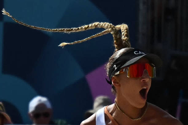 轻松掌握!女生排球上手发球技巧详解