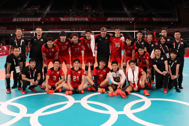 排球站位图解:如何根据对手调整站位策略