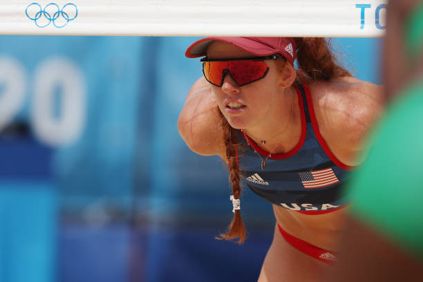 排球比赛每队上场人数是多少?规则详解