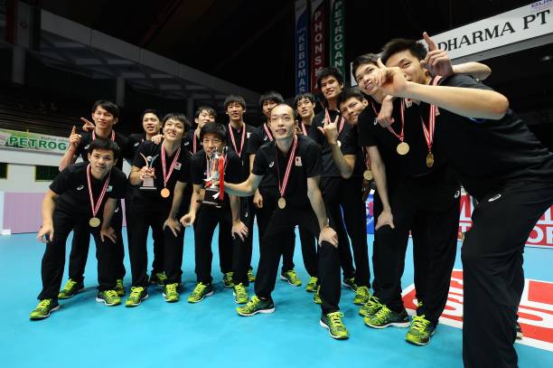 张常宁微博更新赛场瞬间,展现中国女排风采