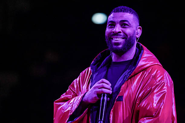 赵蕊蕊老公罕见露面:夫妻同框画面温馨有爱