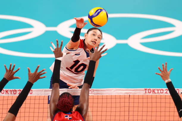 室内排球场尺寸与室外排球场有何不同?