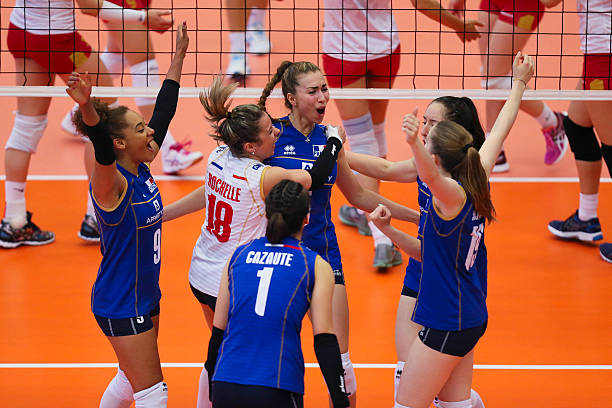 排球比赛中的轮转站位技巧解析